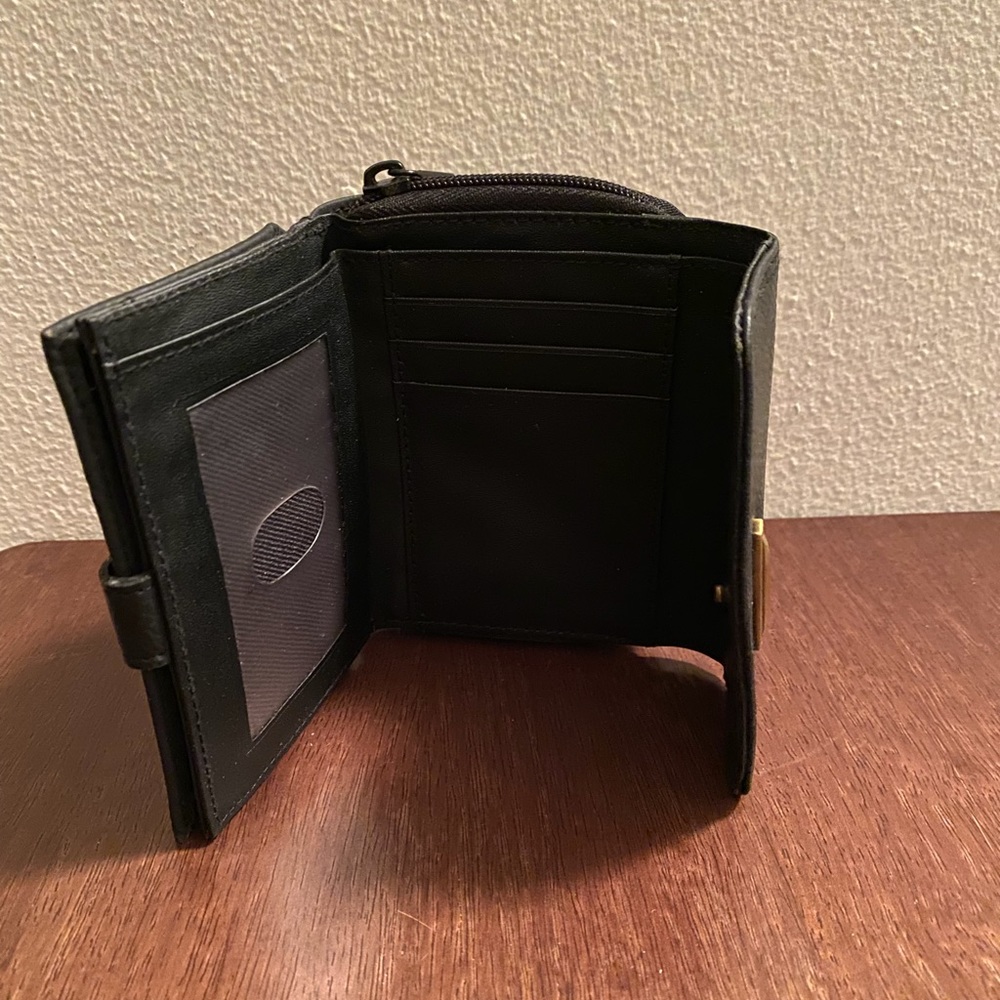 Wallet - Picture 3 of 4